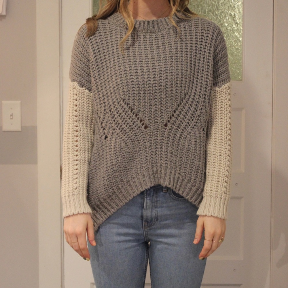 BDG Sweater